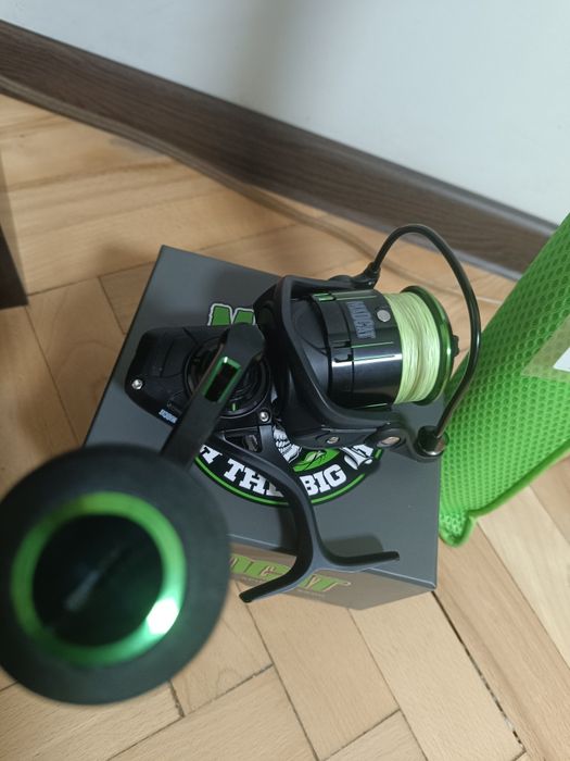 Въдица(MadCat) , макара(MadCat) и конец за сом/кльонк