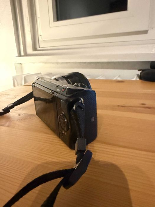 Sony Alpha + 16-50mm OSS + чанта