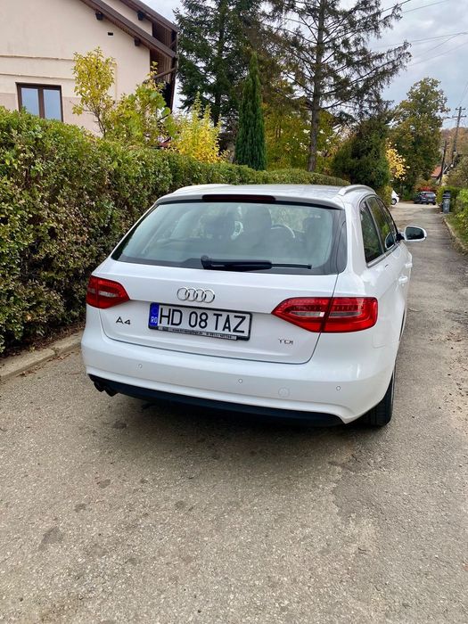 AUDI A4 2012 — imagine 2