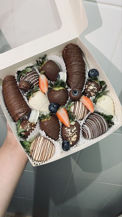 клубника в шоколаде