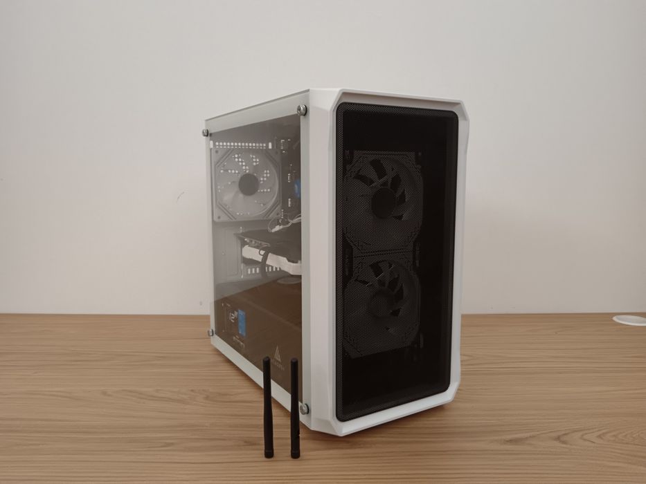 PC Unitate Desktop Calculator Gaming, reconditionat carcasa Alb-Negru