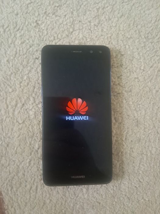 Продам хуавей телефон 4G