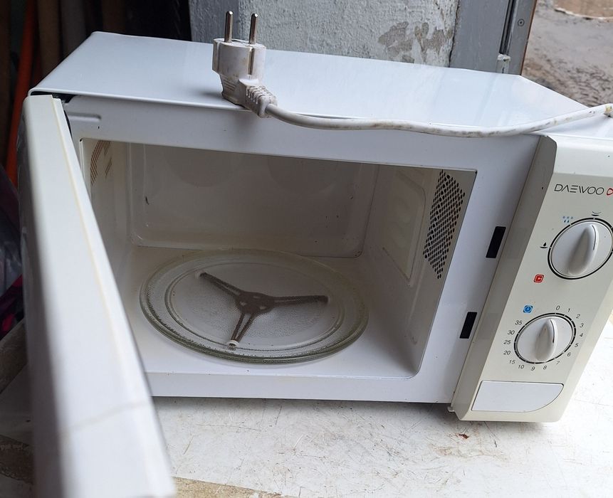 Продам  Свч печь