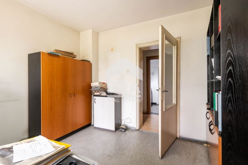 Продава се Офис в Варна, Чаталджа - 354 кв.м за 1314 €/кв.м - Снимка #11