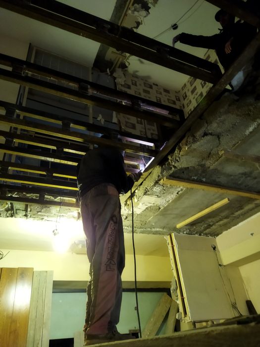 Сварщик на выезд. Услуги сварщика