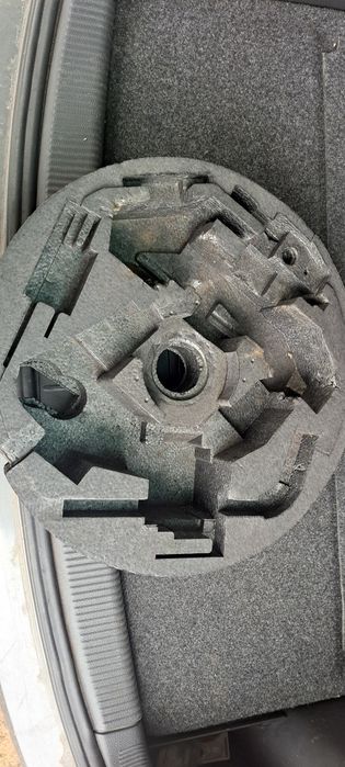 Органайзер резервна гума