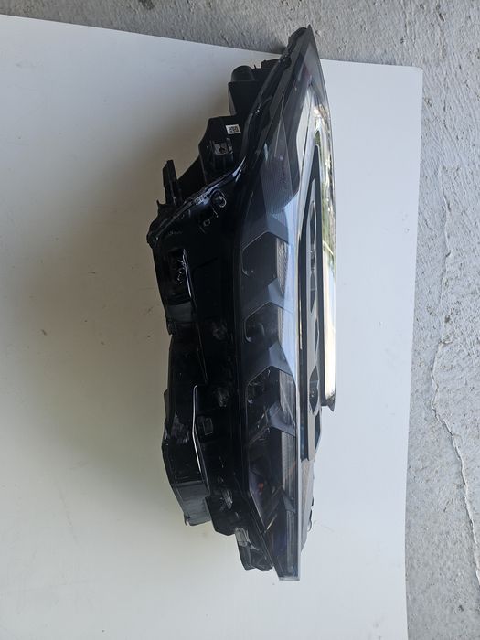 Far dreapta Toyota C-HR CHR 81110-F4240-00