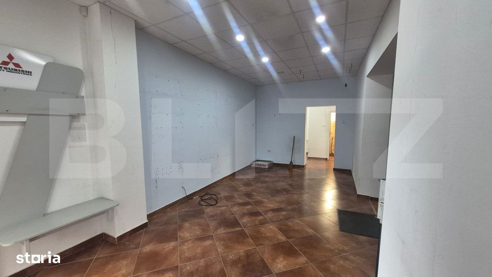 Spatiu comercial de vanzare, 48.59 mp, Micro 16