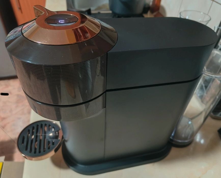 Aparat cafea Nespresso Vertuo