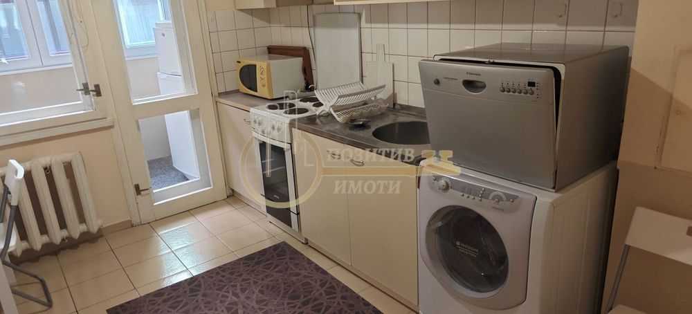 Дава се под наем Двустаен апартамент в София, Център - 75 кв.м за 620 € - Снимка #2