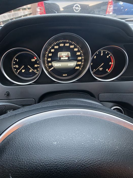 Mercedes c200  an 2013