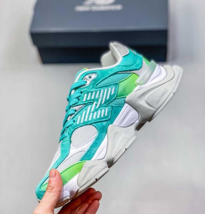 Нови оригинални дамски маратонки New balance 9060 green