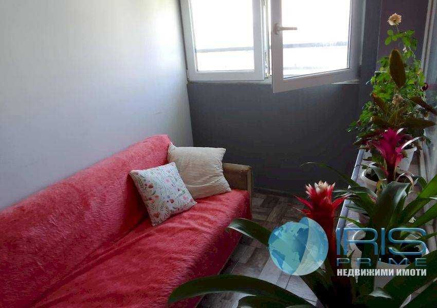 Продава се Двустаен апартамент в Шумен, Добруджански - 72 кв.м за 1181 €/кв.м - Снимка #3