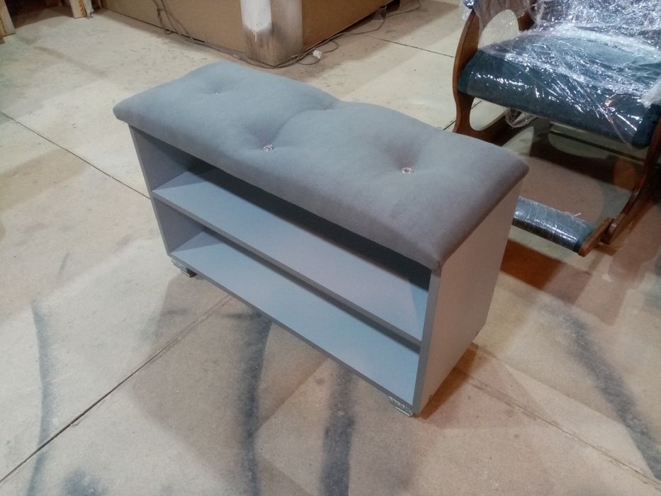 Продам новую обувницу!