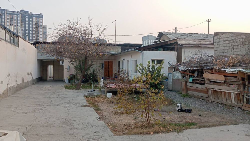 Продается дом можно купить под застройку