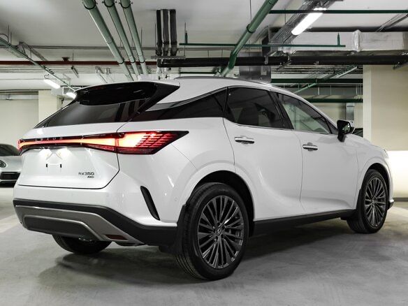 Продам свой Lexus rx 350 full luxury позиция. 2025