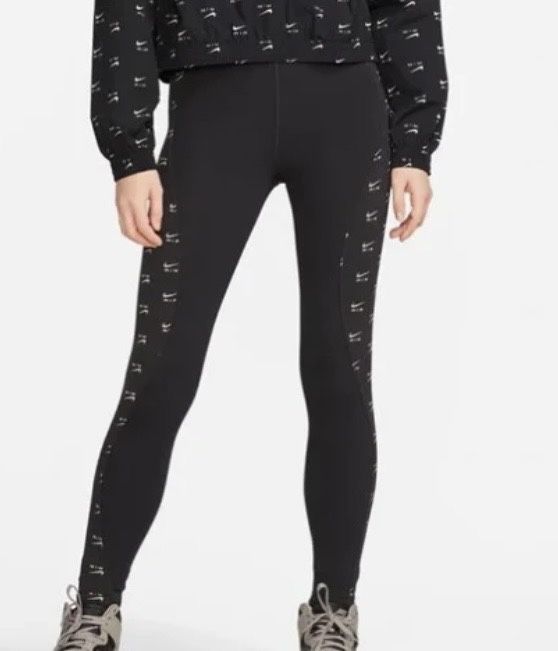 Дамски клин Nike