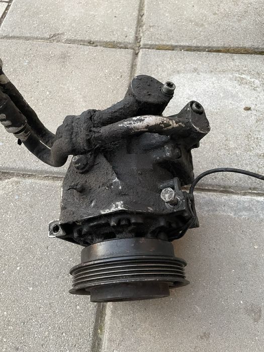 Компресор климатик пасат B5.5 1.8T AWT