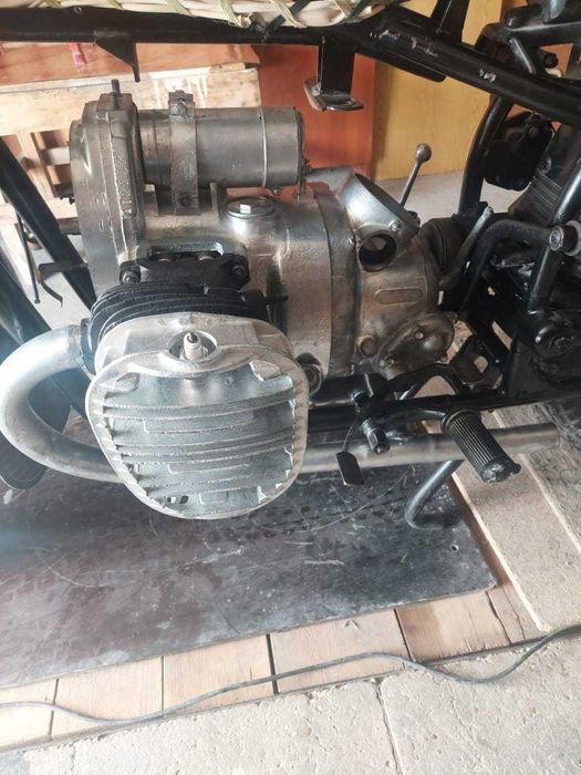 Мотоцикл модель Днепр К-750 год 1963