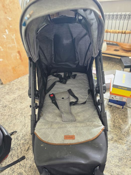 Продам  коляску автокресло