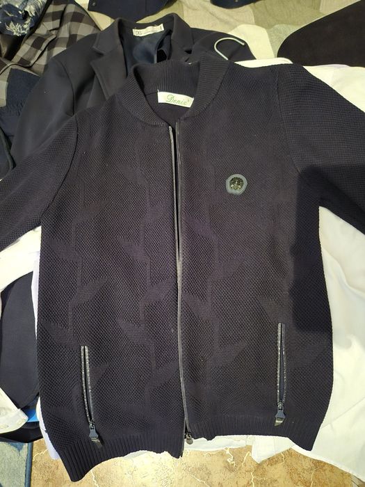 Школьная одежда и джинсы