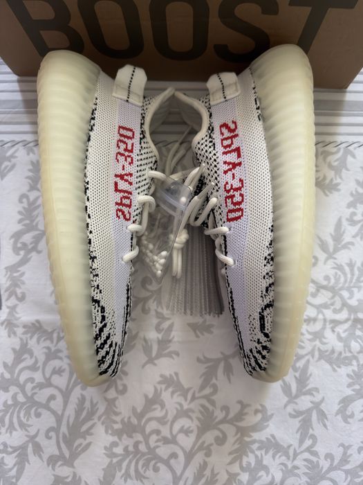 Adidas Yeezy 350 v2 Zebra