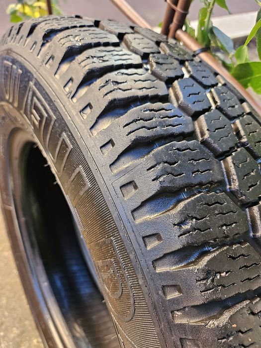 1бр.зимна гума за бус