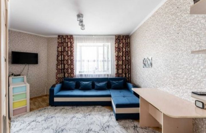 Продам 1ком на лесной поляне