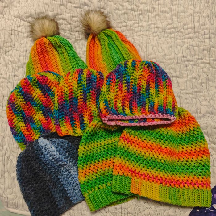 Ръчно плетени шапки