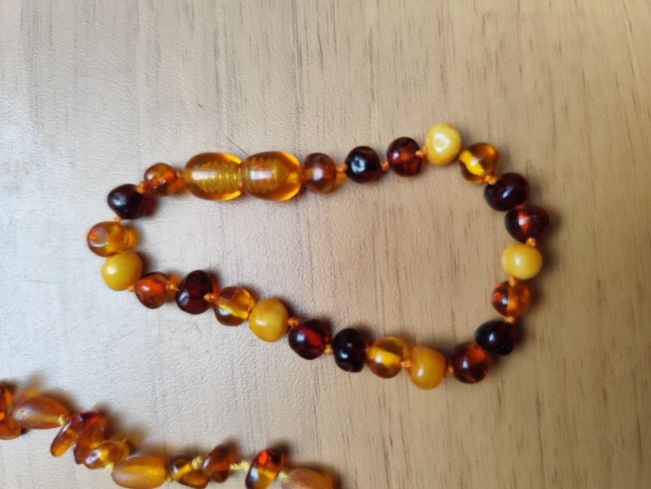 Бижута от естествен балтийски кехлибар
