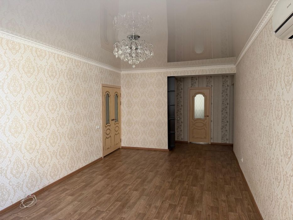 Продам 4-х комнатную квартиру