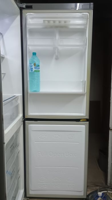 Хладилник с фризер Samsung inverter