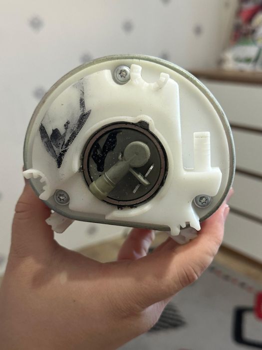 Топливный насос VW Sharan 2.3