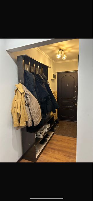 Прихошка для курток