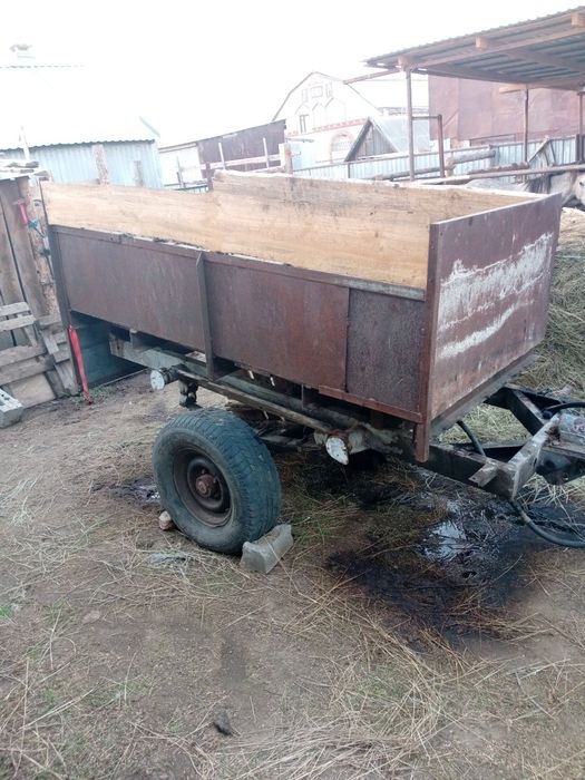Продам трактор ,Т-25  с телегой.