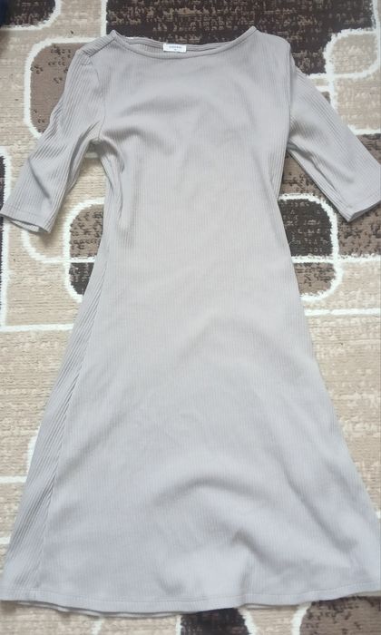 Отдам  одежду ( пакет)