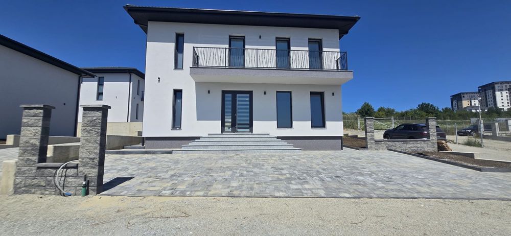 Casa exclusivista strada Constantin Brancoveanu proiect unicat langa Logos