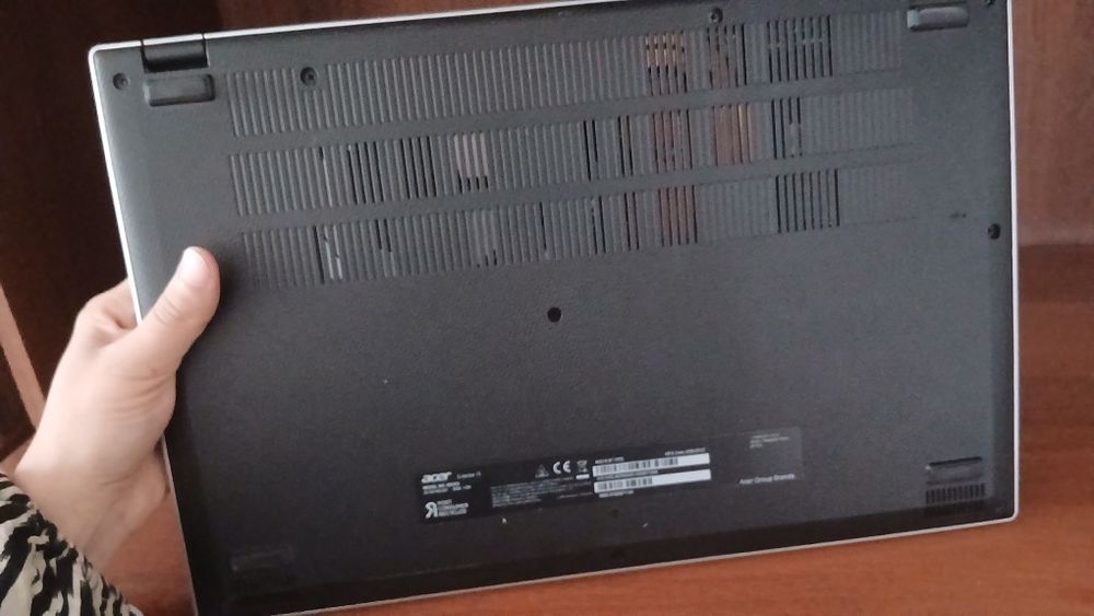 Acer 13avlod Intel Core i7  16/512 noutbooki sotiladi