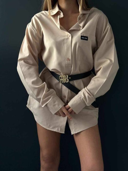 Риза с колан черен/бежов цвят