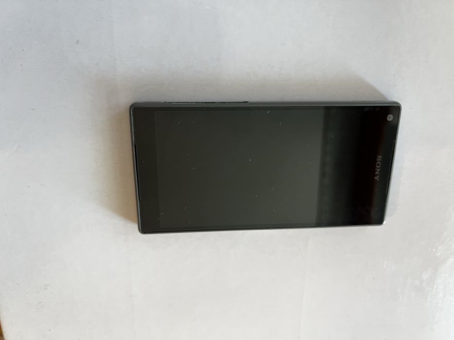 Telefon SONY xperia Z5 compact