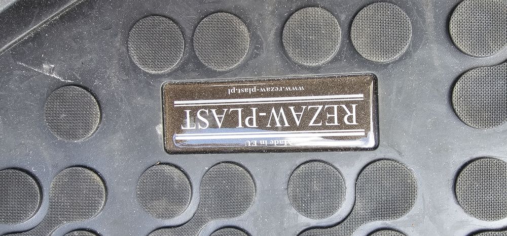 Стелка за багажник Хюндай Санта ФеHyundai SantaFe