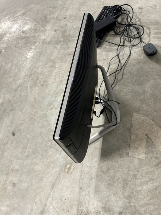 Lenovo C340 All-in-One – i3 G540, 4GB RAM, 1TB HDD, Windows 8