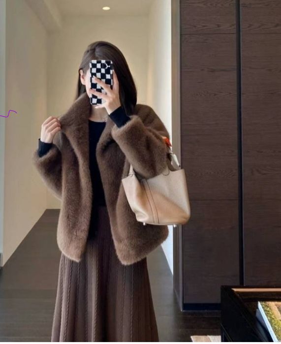 Продам эко шубку недорого!