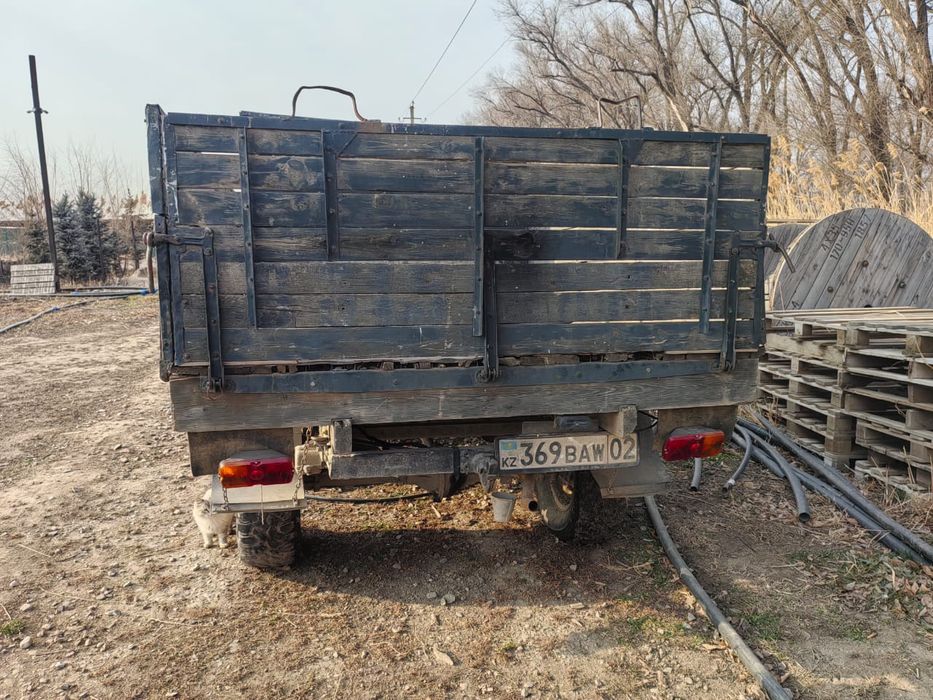 Продам машину УАЗ