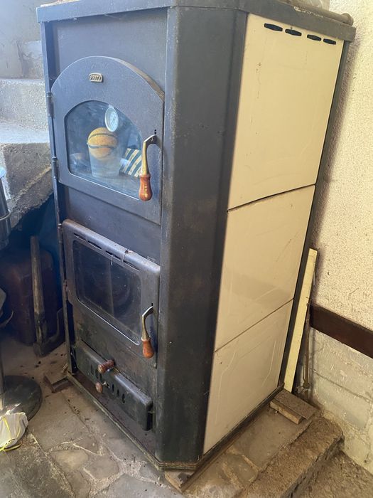 Камина с водна риза и фурна 18KW