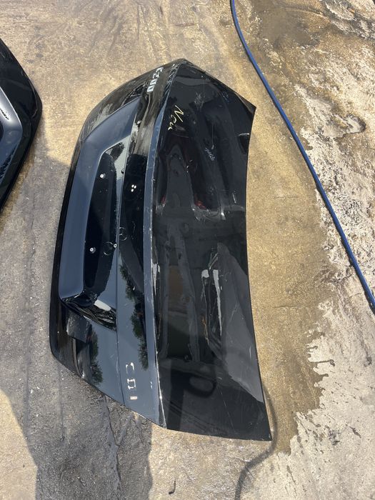 Капак,багажник C Class седан