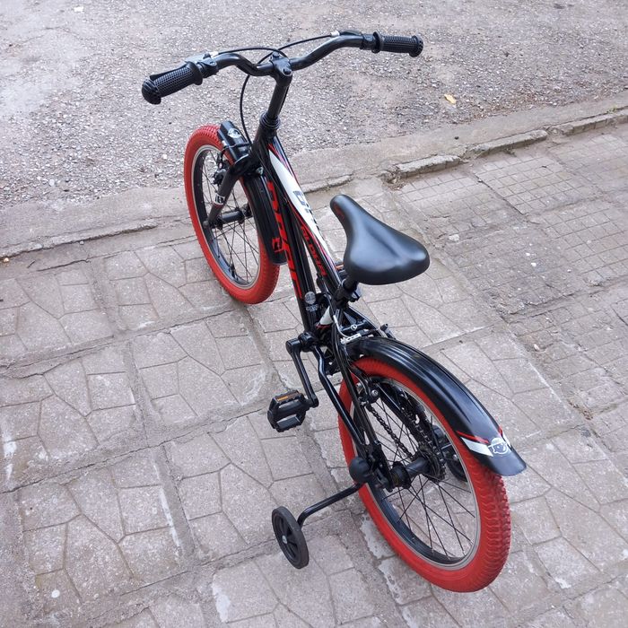 Детски велосипед drag alpha 18


Колелото е перфектно ,  като чисто н