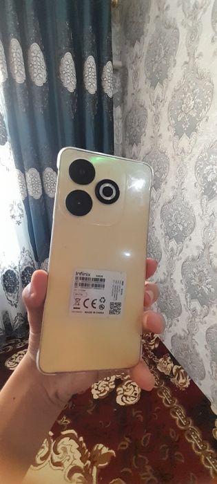 Infinix smart 8 pamyat 4/64 
Aybi joq jagʻdayi ideal 
Kar dok zaryadki