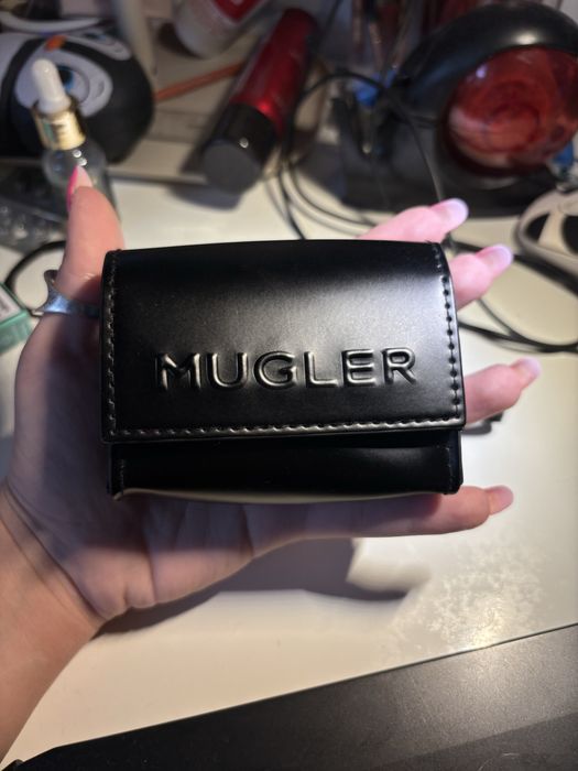 Mini portofel / husa MUGLER neagra cu bareta (Mugler mini pouch)