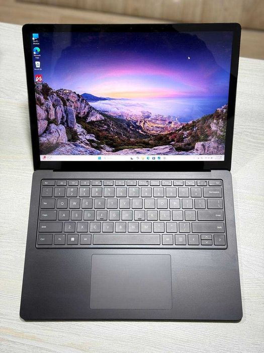 Microsoft Surface 5 13.5 2K BLack Сенсор i7-1265u 16GB/512GB